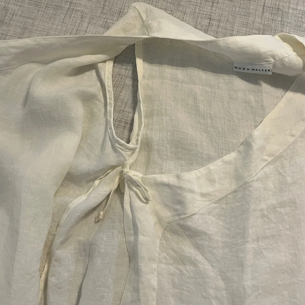 Bryn Walker white linen asymmetric wrap sleeveless tunic top - Picture 3 of 9